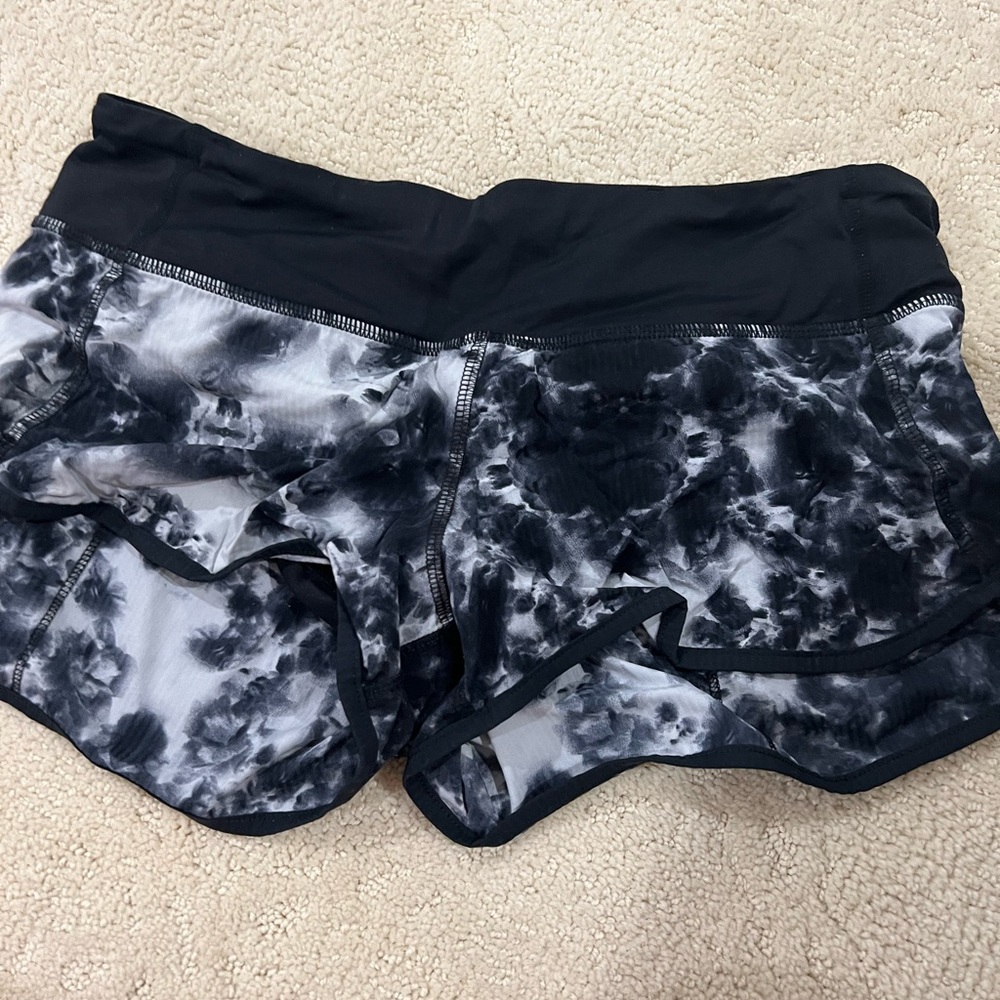Lululemon speed up shorts!!